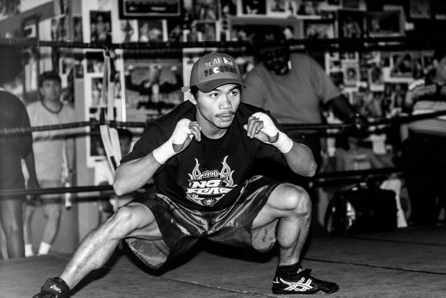 Manny Pacquiao trains for a fight against Juan Manuel Marquez at the Wild Card gym in Hollywood on May 1, 2004. (JP Yim).jpg